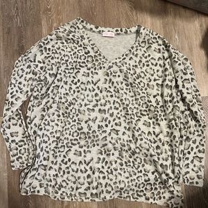 Pink Lily leopard waffle shirt